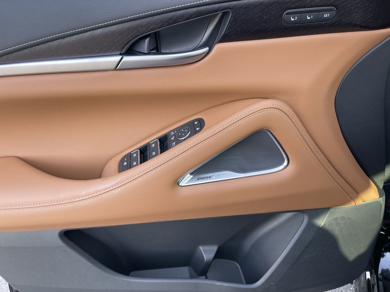 2025 Infiniti QX60 in Mississauga, Ontario