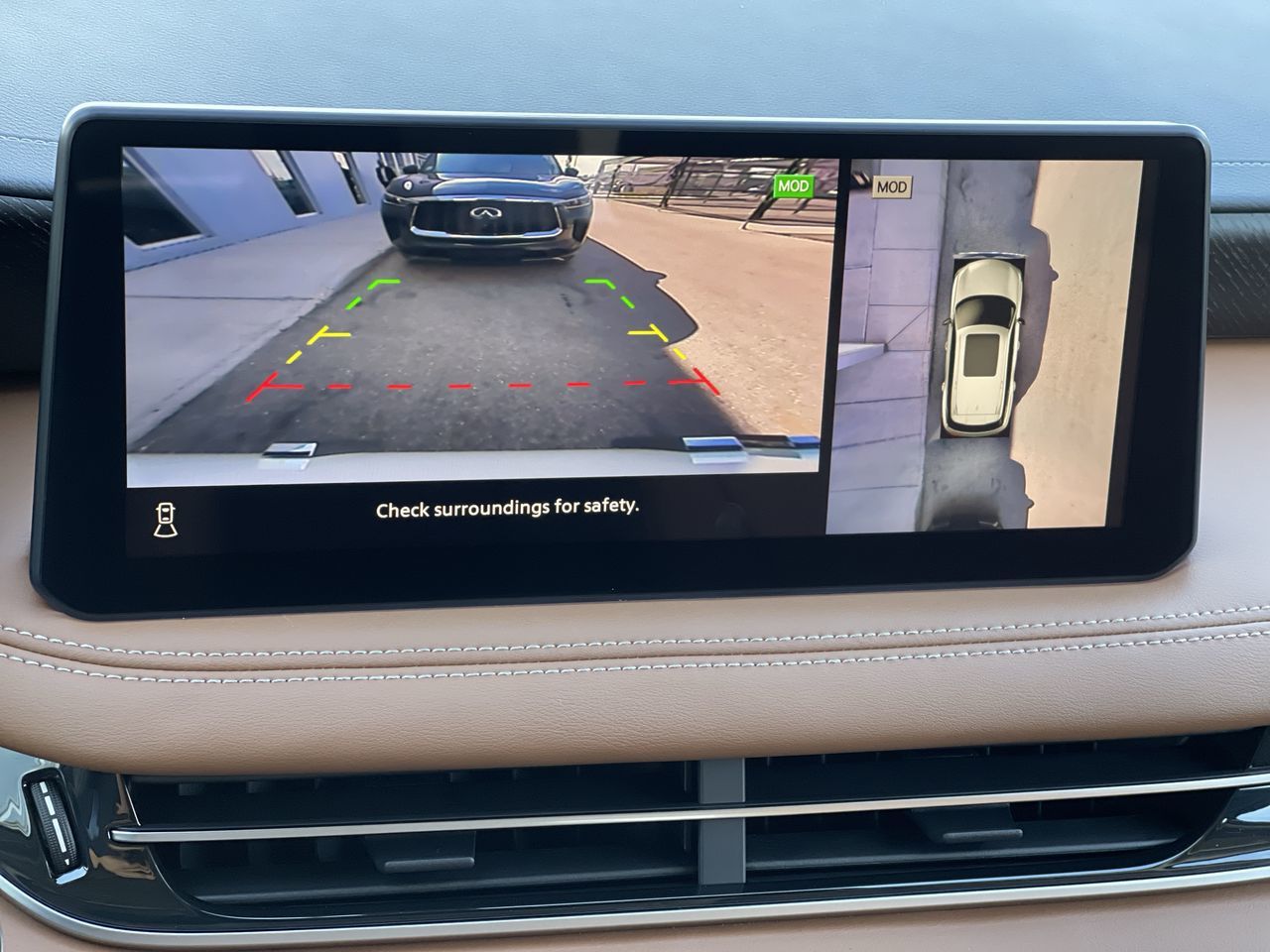 2025 Infiniti QX60 in Mississauga, Ontario