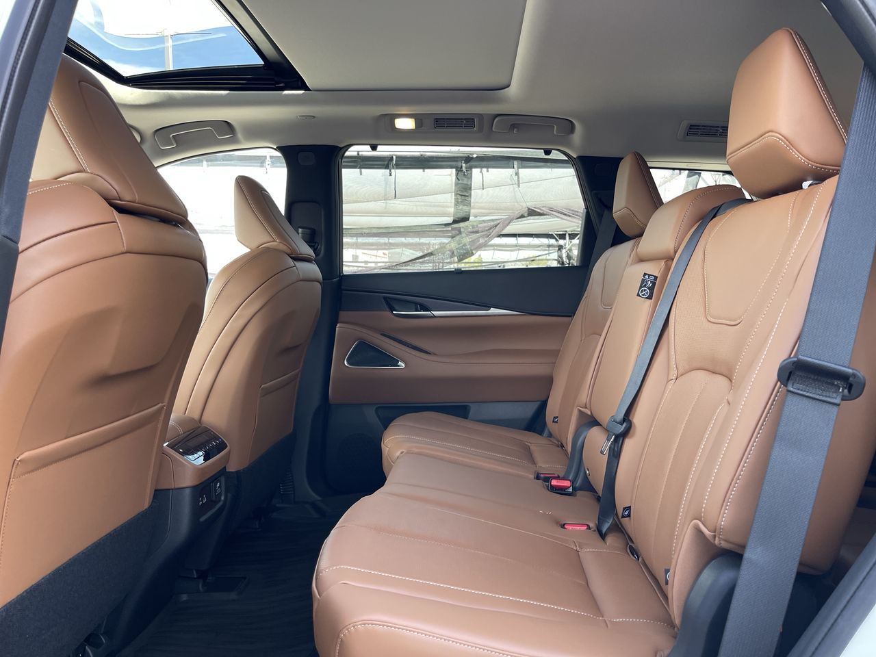 2025 Infiniti QX60 in Mississauga, Ontario