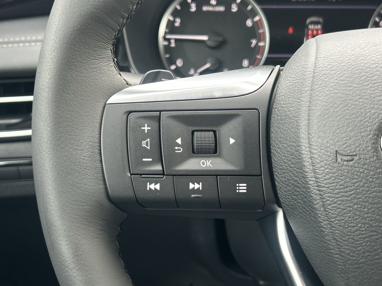2025 Infiniti QX60 in Mississauga, Ontario