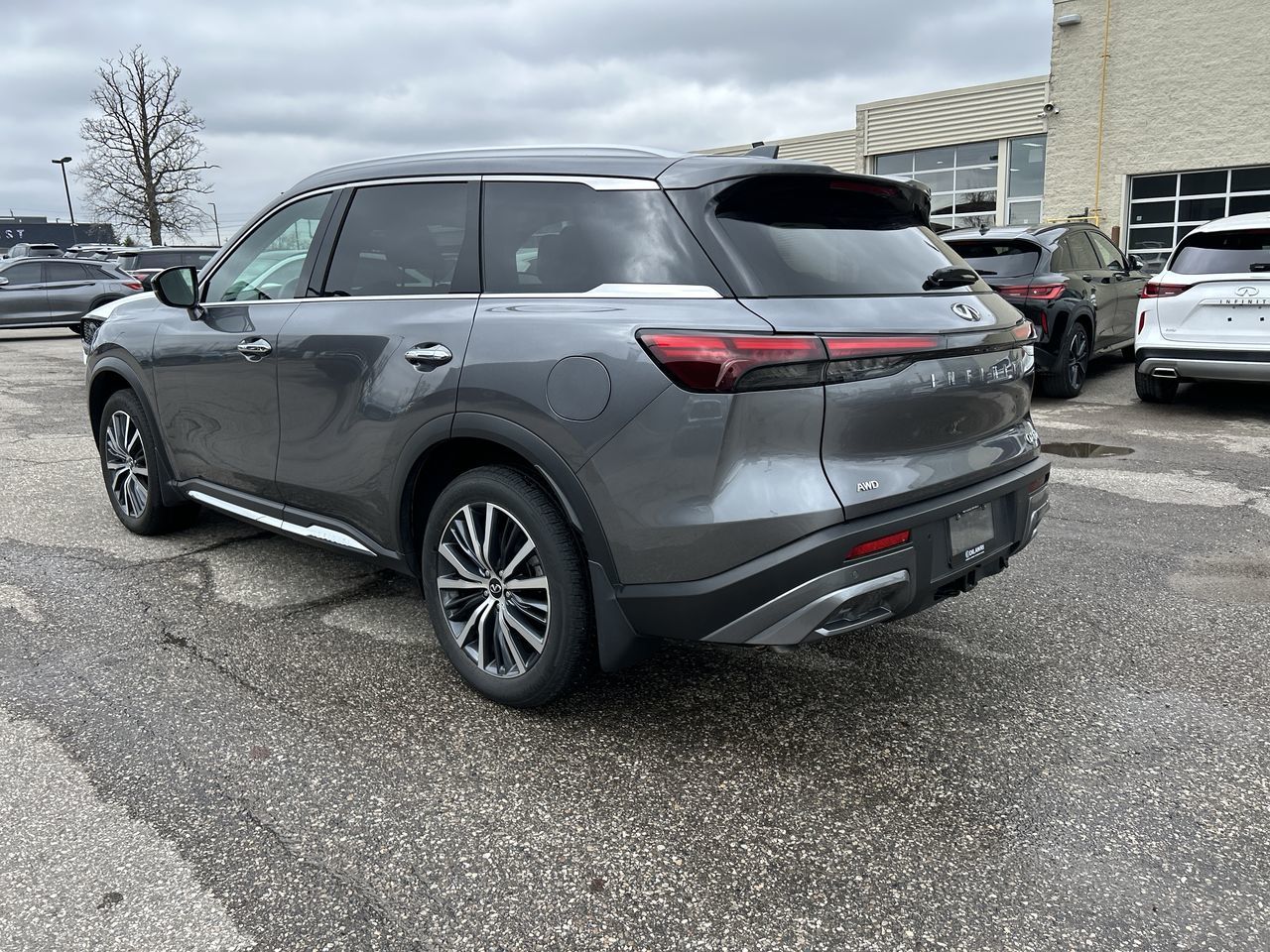2025 Infiniti QX60 in Mississauga, Ontario
