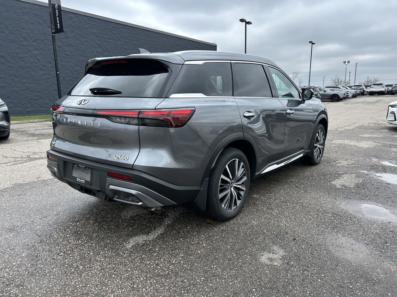2025 Infiniti QX60 in Mississauga, Ontario