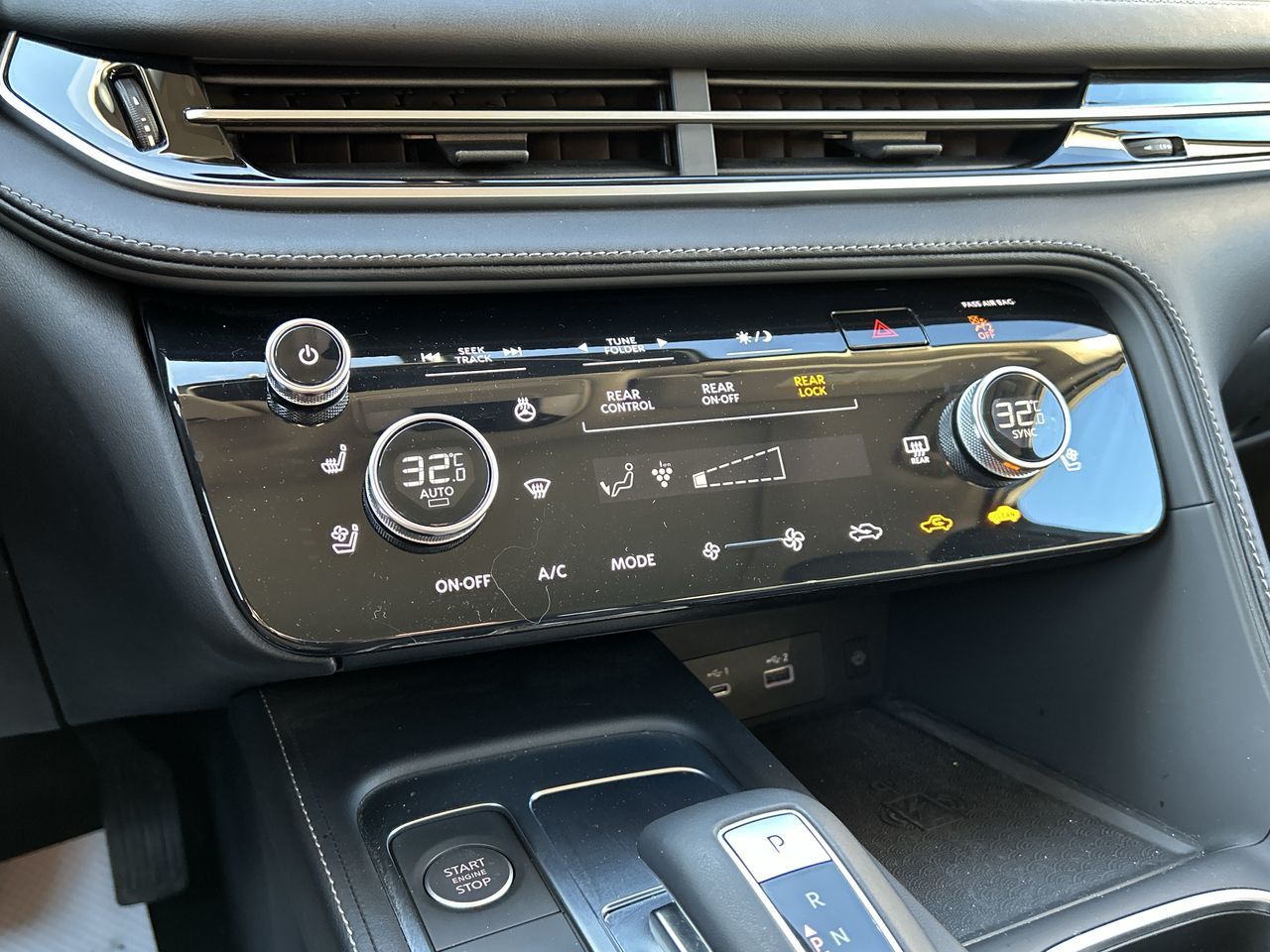 2025 Infiniti QX60 in Mississauga, Ontario