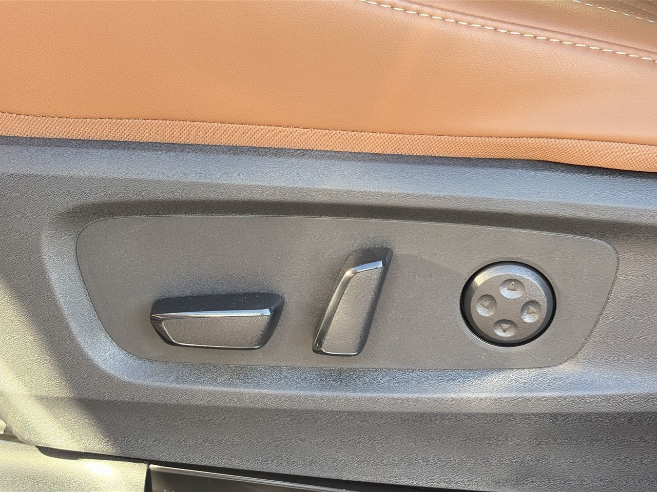 2027 Infiniti QX60 in Mississauga, Ontario