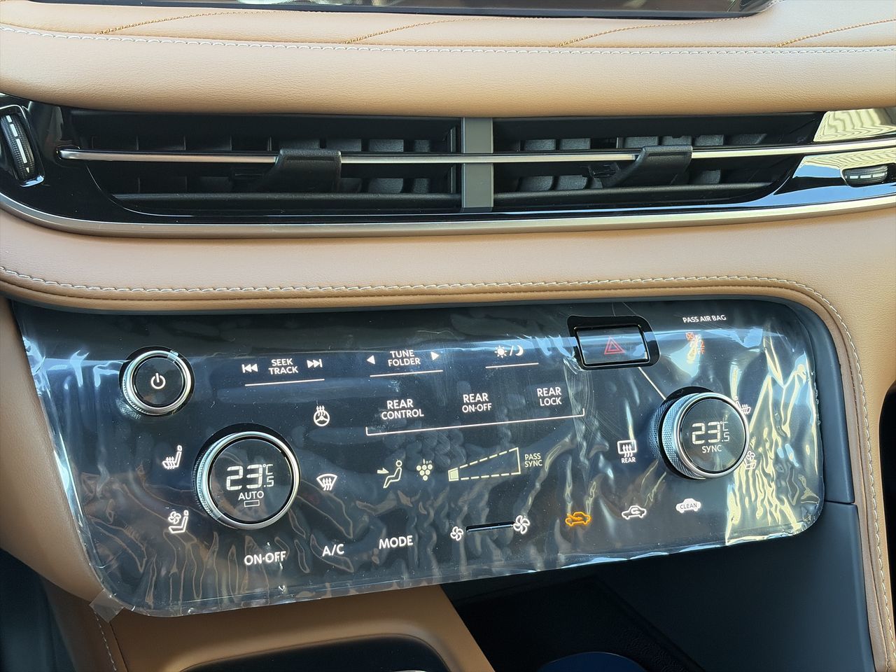 2027 Infiniti QX60 in Mississauga, Ontario