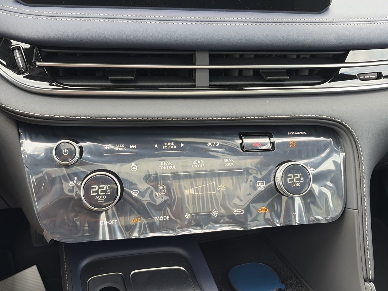 2027 Infiniti QX60 in Mississauga, Ontario