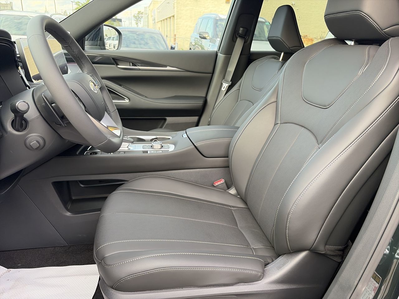 2027 Infiniti QX65 in Mississauga, Ontario