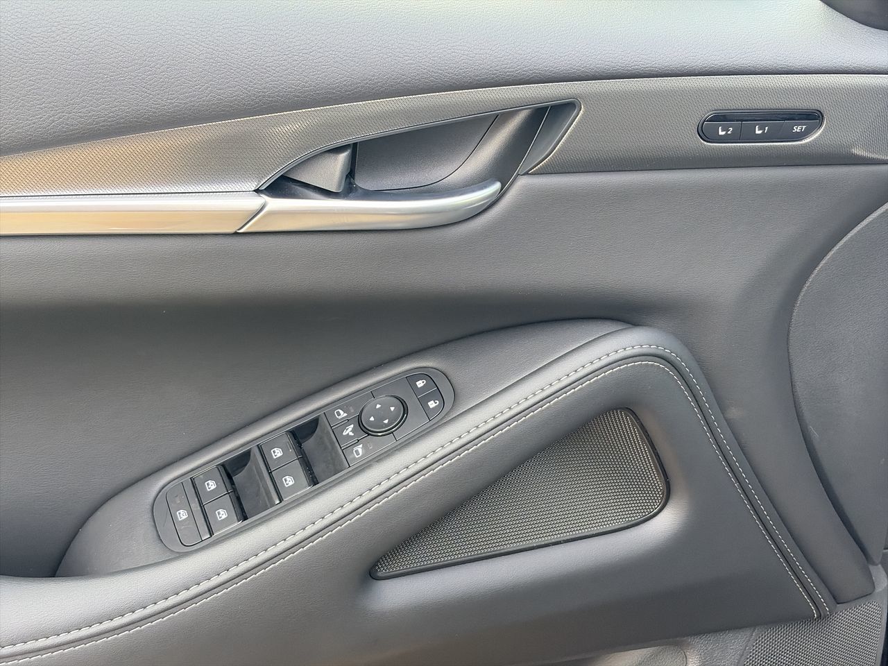 2027 Infiniti QX65
