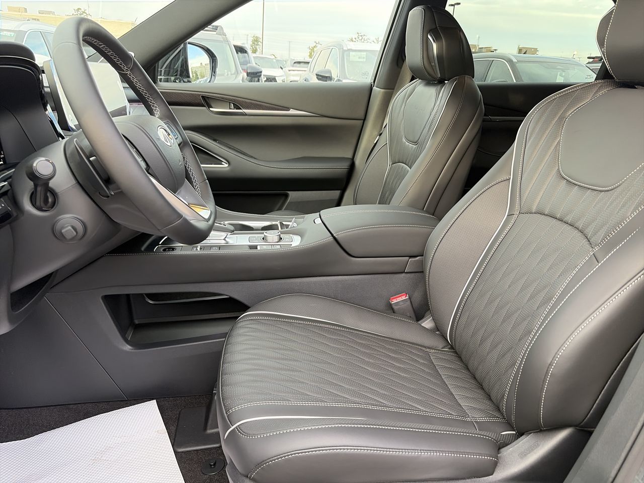 2027 Infiniti QX65 in Mississauga, Ontario