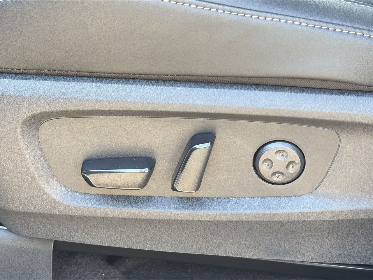 2027 Infiniti QX65 in Mississauga, Ontario