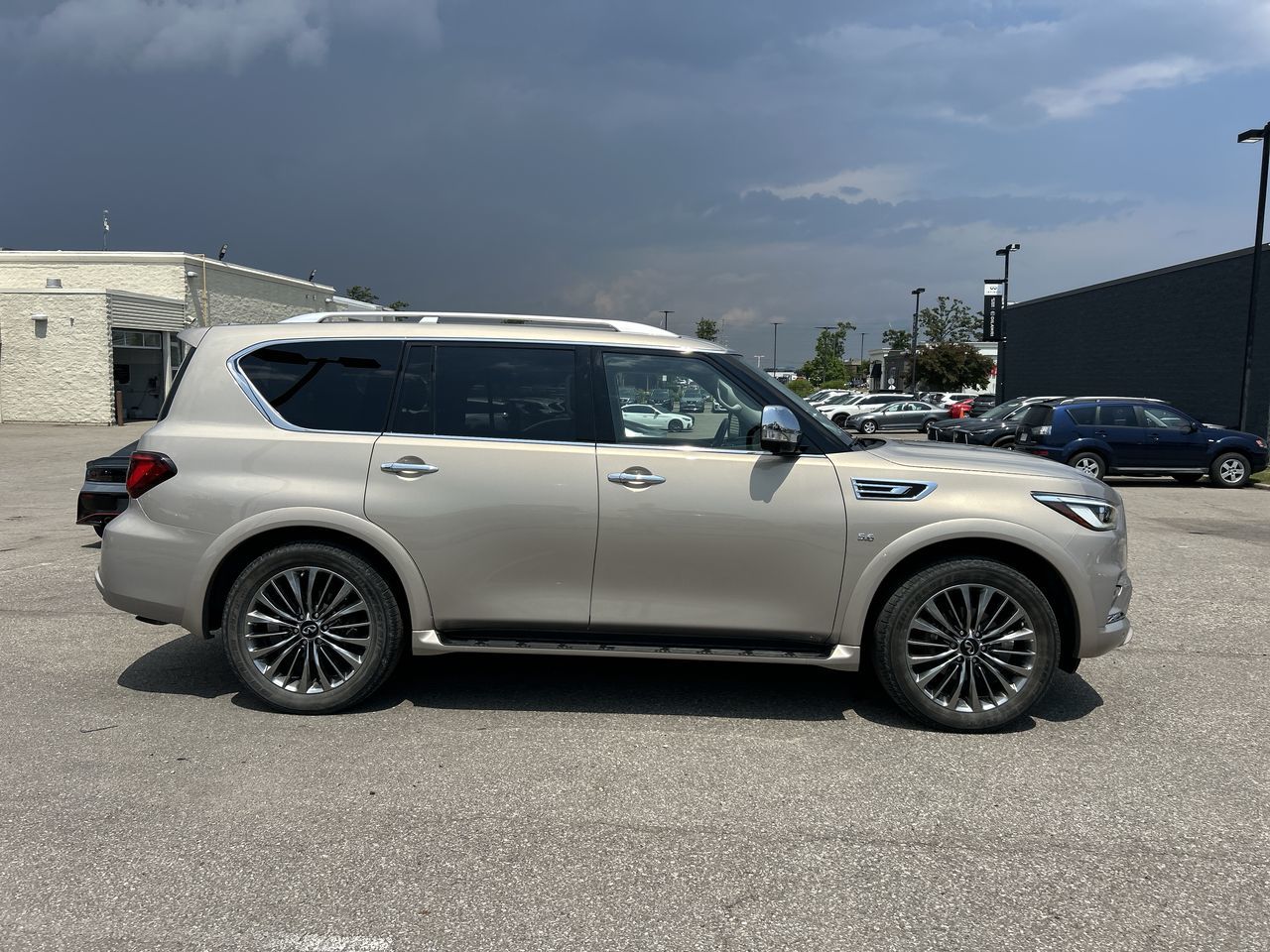 Infiniti QX80  2019 à Mississauga, Ontario