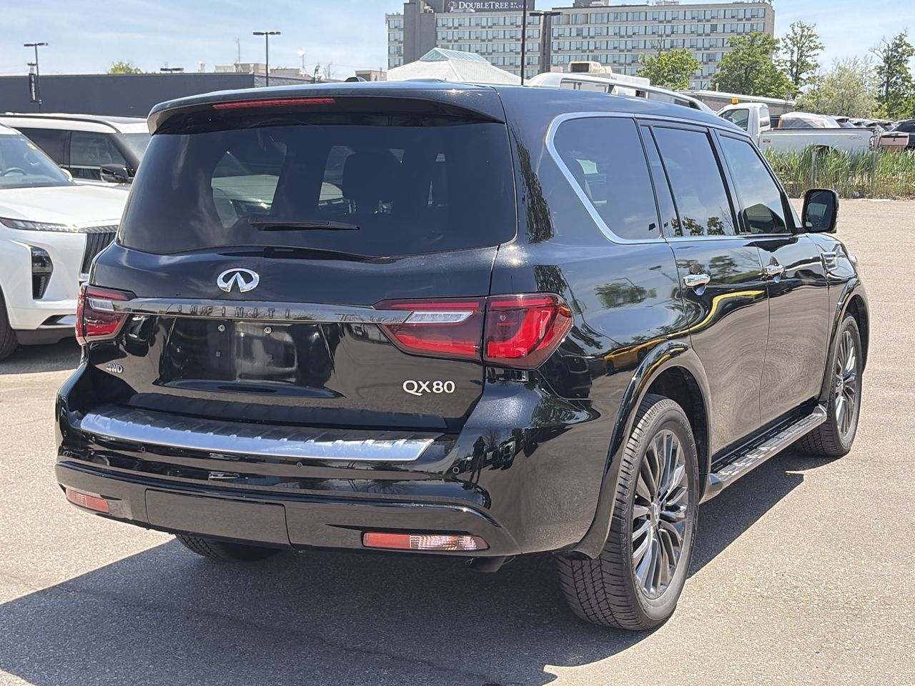 2022 Infiniti QX80