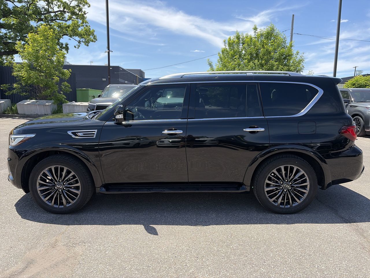 2022 Infiniti QX80