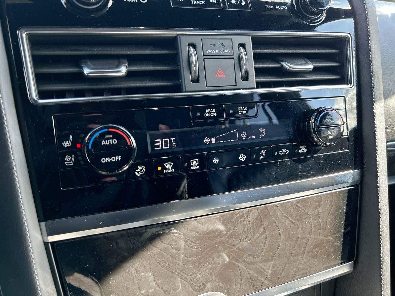 2023 Infiniti QX80 in Mississauga, Ontario