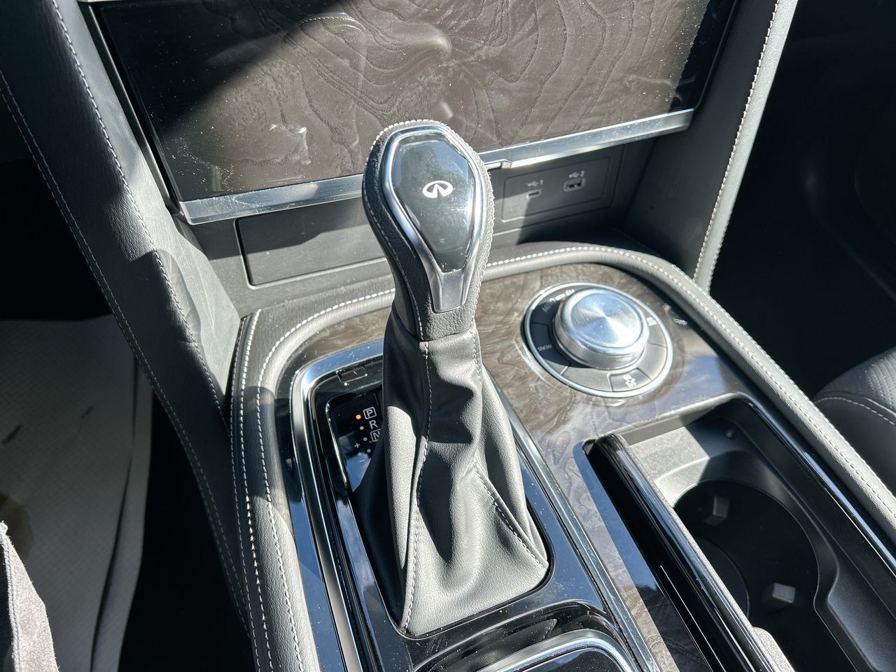 2023 Infiniti QX80 in Mississauga, Ontario