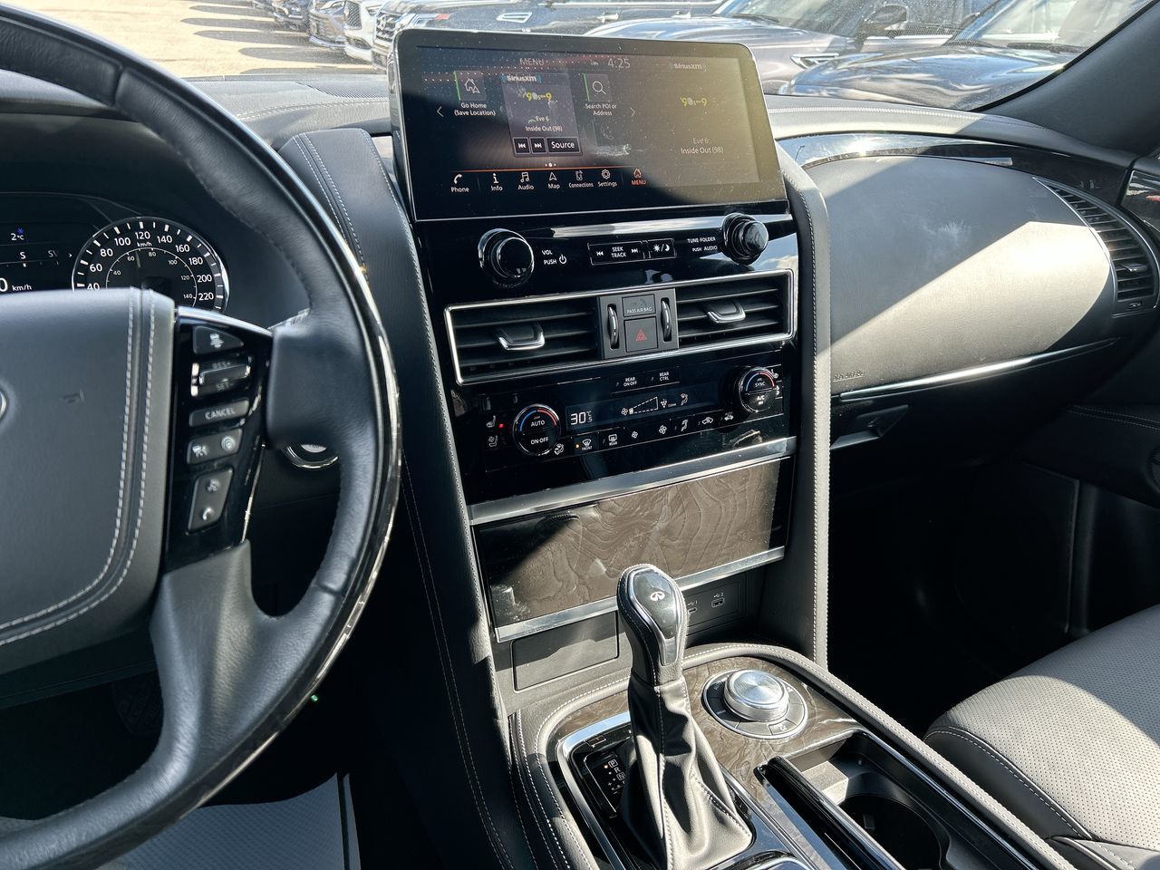 2023 Infiniti QX80 in Mississauga, Ontario