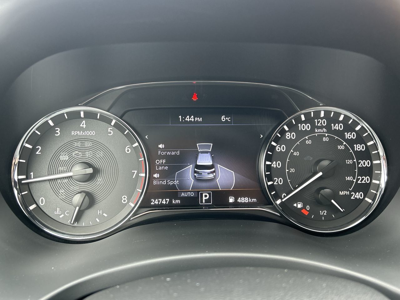 2024 Infiniti QX80 in Mississauga, Ontario