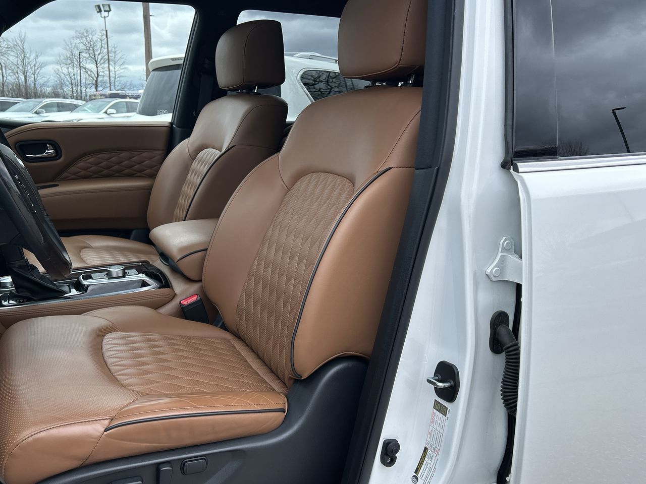 2024 Infiniti QX80 in Mississauga, Ontario
