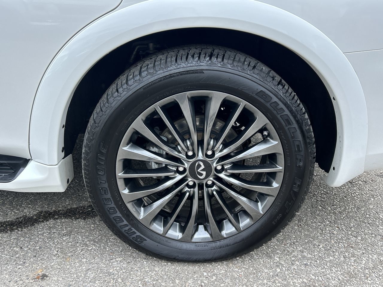 2024 Infiniti QX80 in Mississauga, Ontario