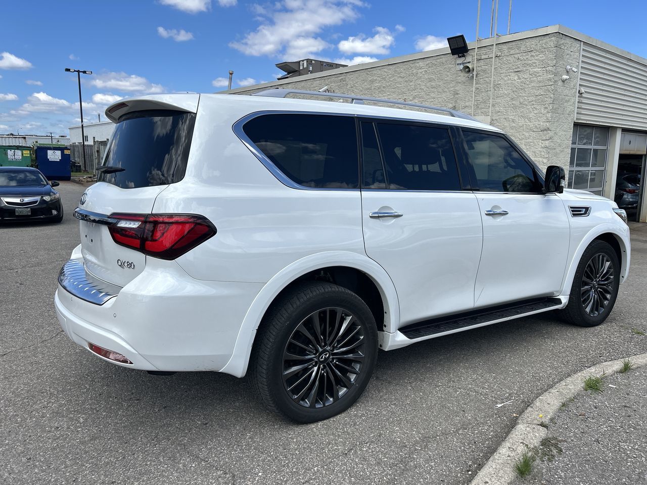 2024 Infiniti QX80 in Mississauga, Ontario