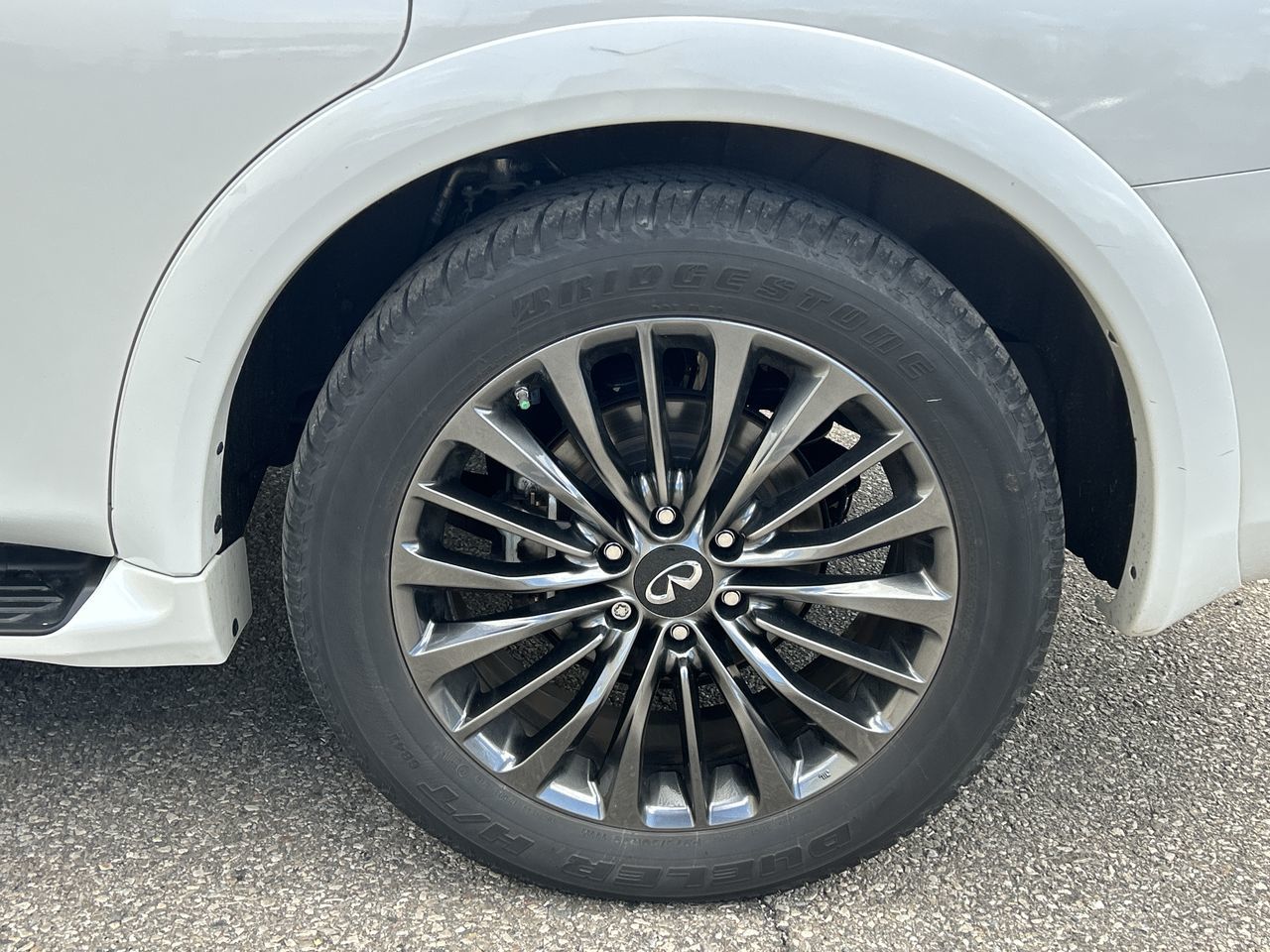2024 Infiniti QX80 in Mississauga, Ontario