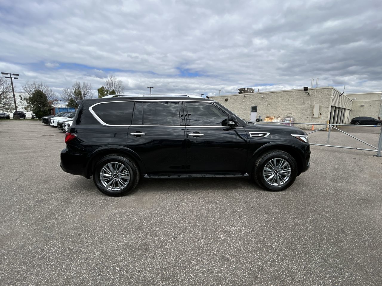 Infiniti QX80  2024 à Mississauga, Ontario