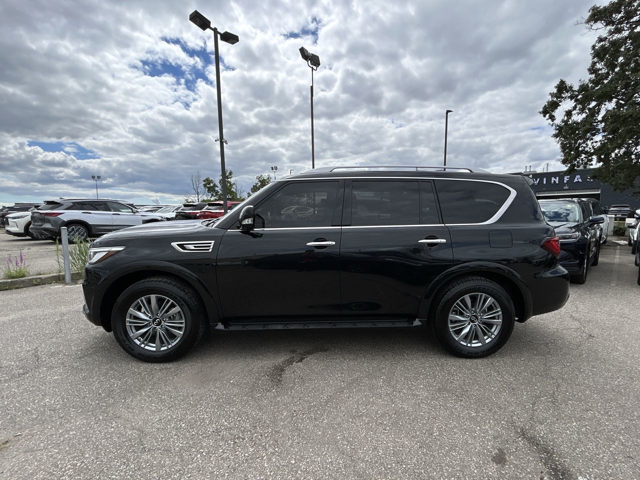 Infiniti QX80  2024 à Mississauga, Ontario