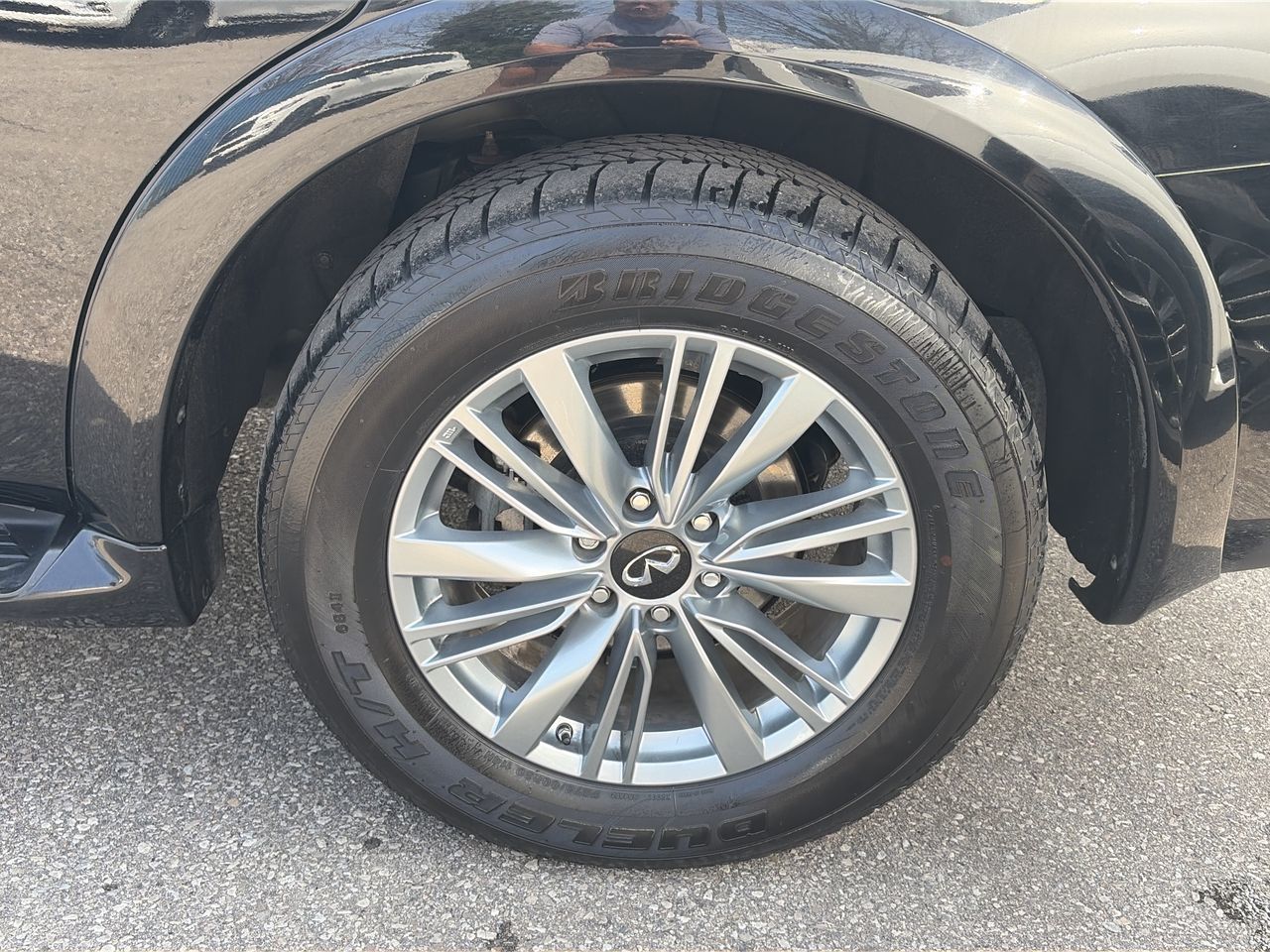2024 Infiniti QX80 in Mississauga, Ontario