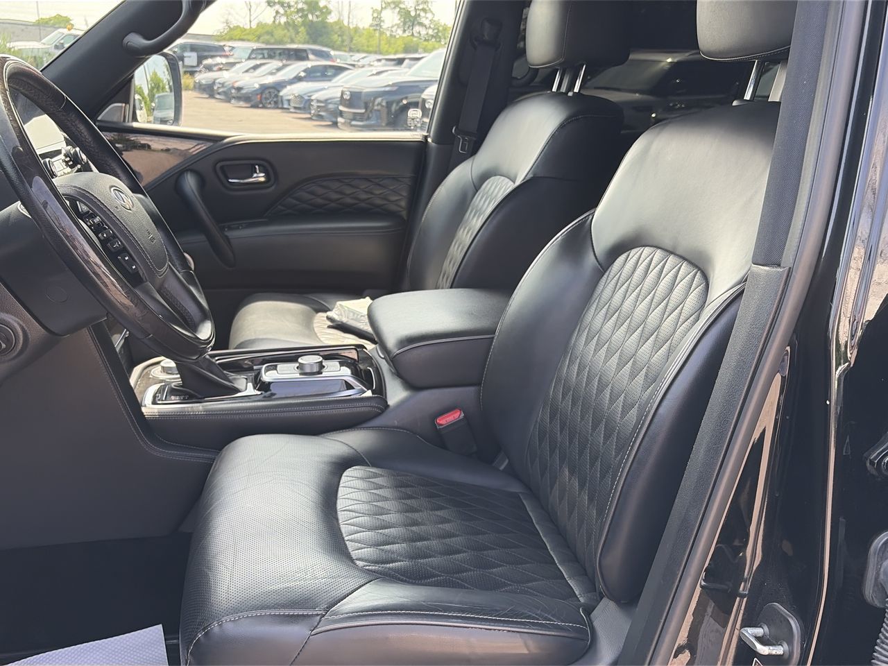 2024 Infiniti QX80 in Mississauga, Ontario