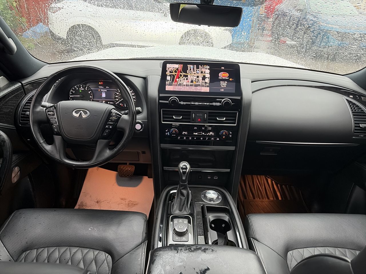 2024 Infiniti QX80 in Mississauga, Ontario