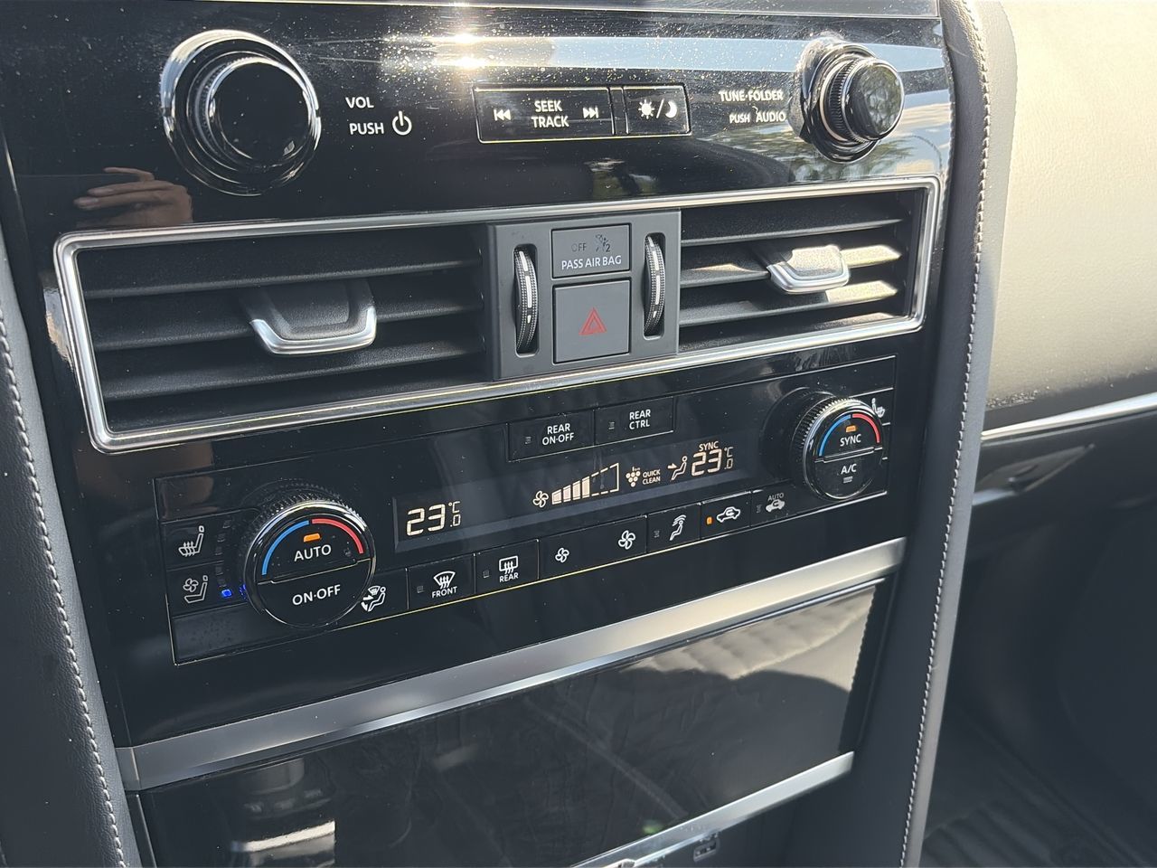 2024 Infiniti QX80 in Mississauga, Ontario