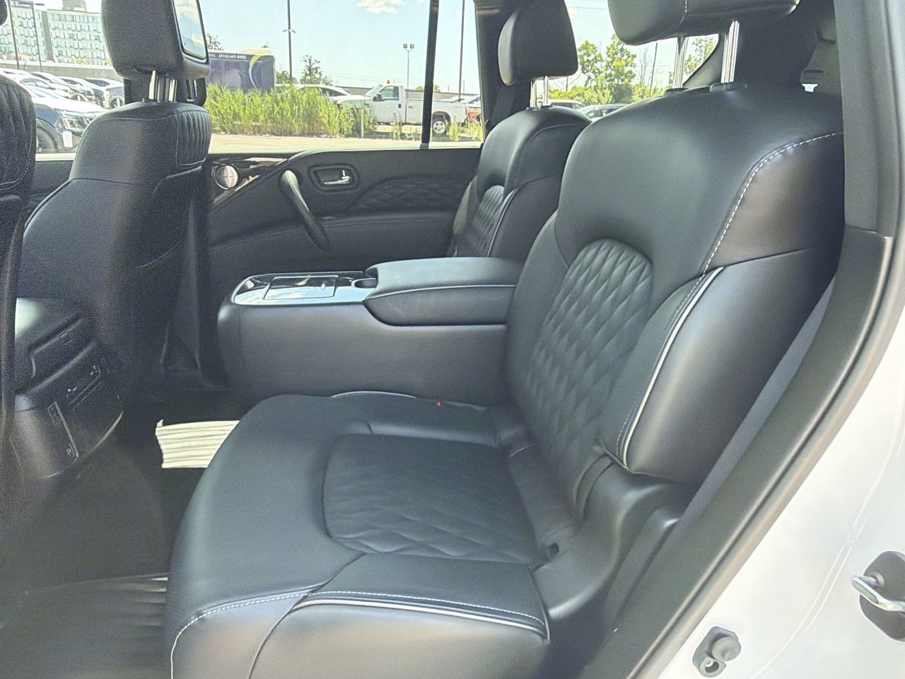 2024 Infiniti QX80 in Mississauga, Ontario