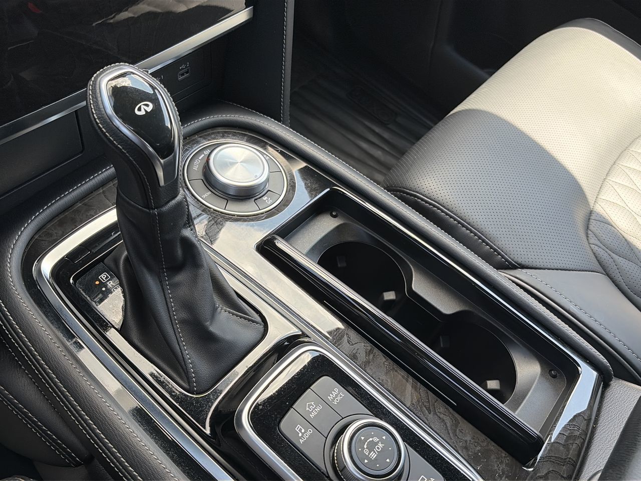 2024 Infiniti QX80 in Mississauga, Ontario