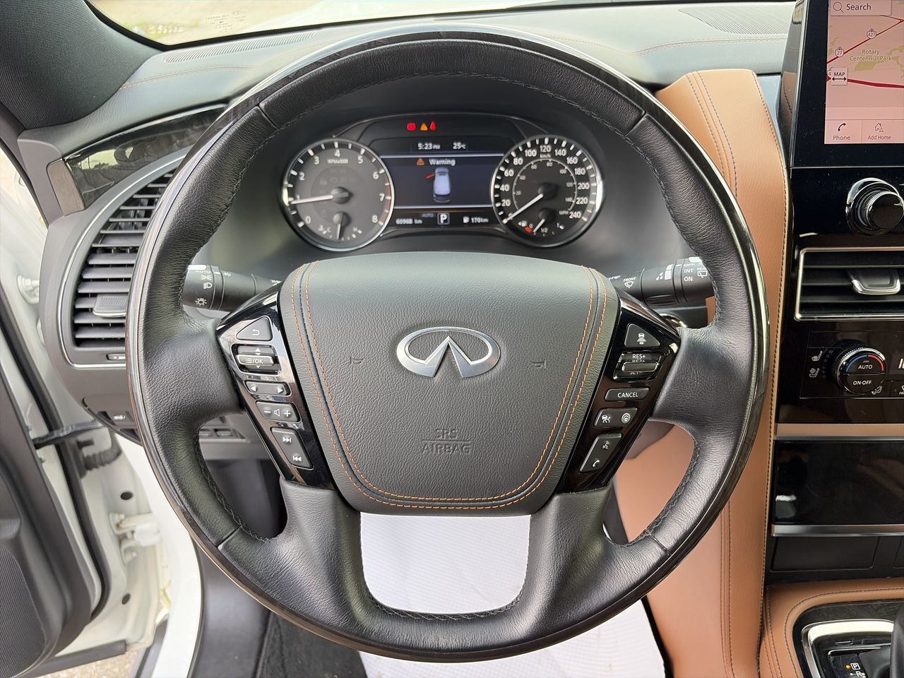 2024 Infiniti QX80 in Mississauga, Ontario