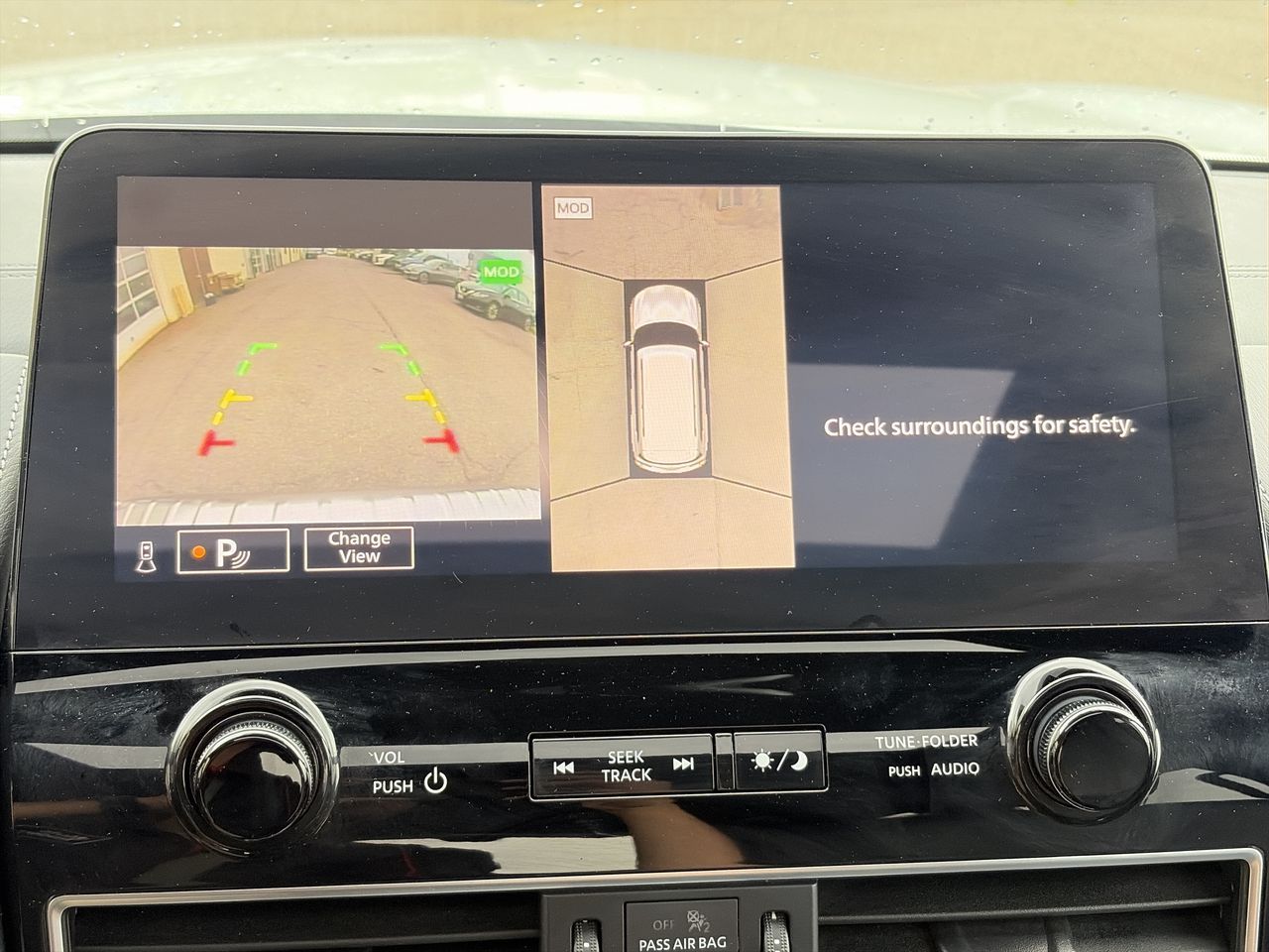 2024 Infiniti QX80 in Mississauga, Ontario