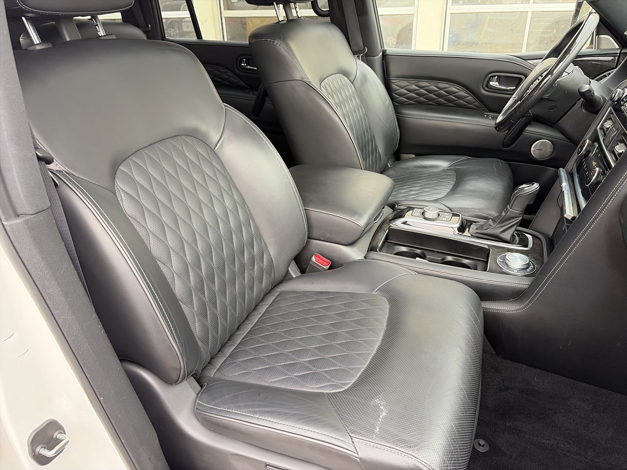 2024 Infiniti QX80 in Mississauga, Ontario