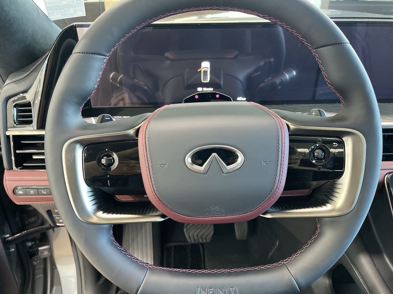 2025 Infiniti QX80 in Mississauga, Ontario