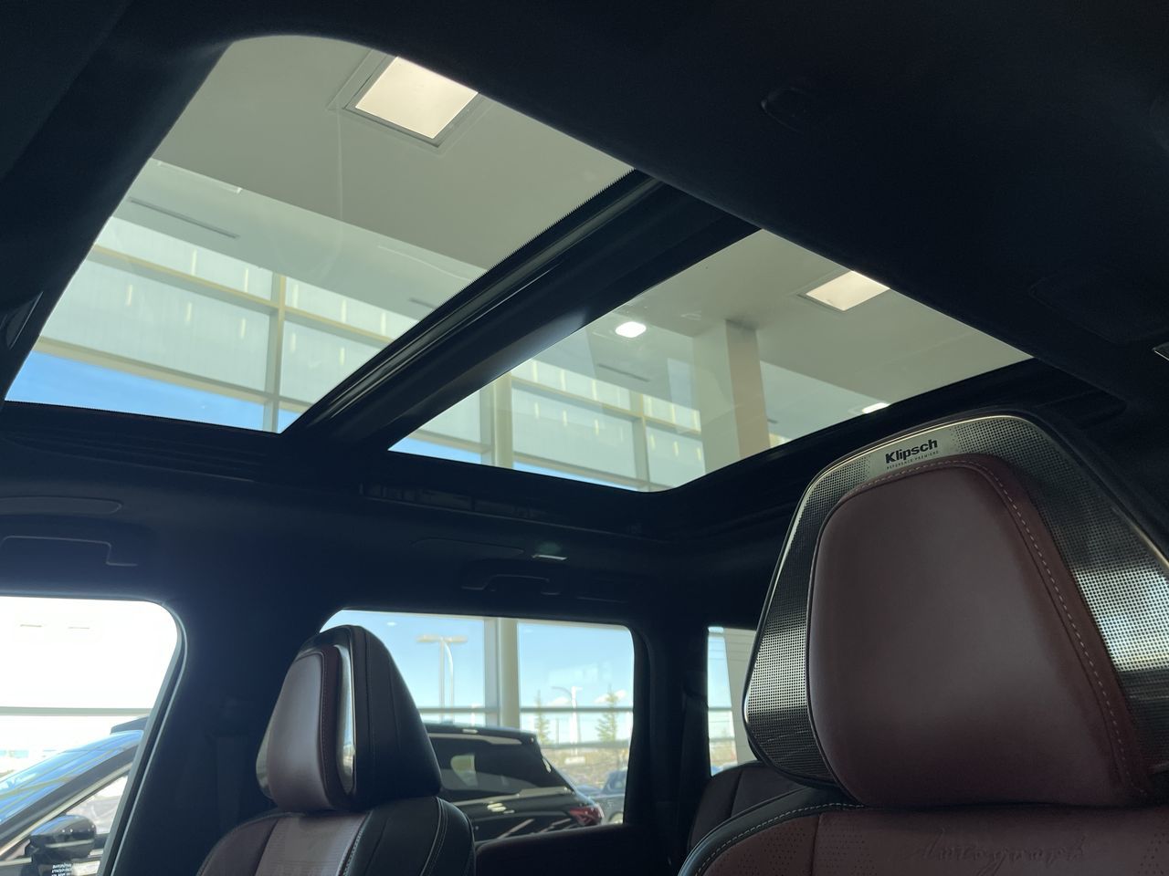 2025 Infiniti QX80 in Mississauga, Ontario