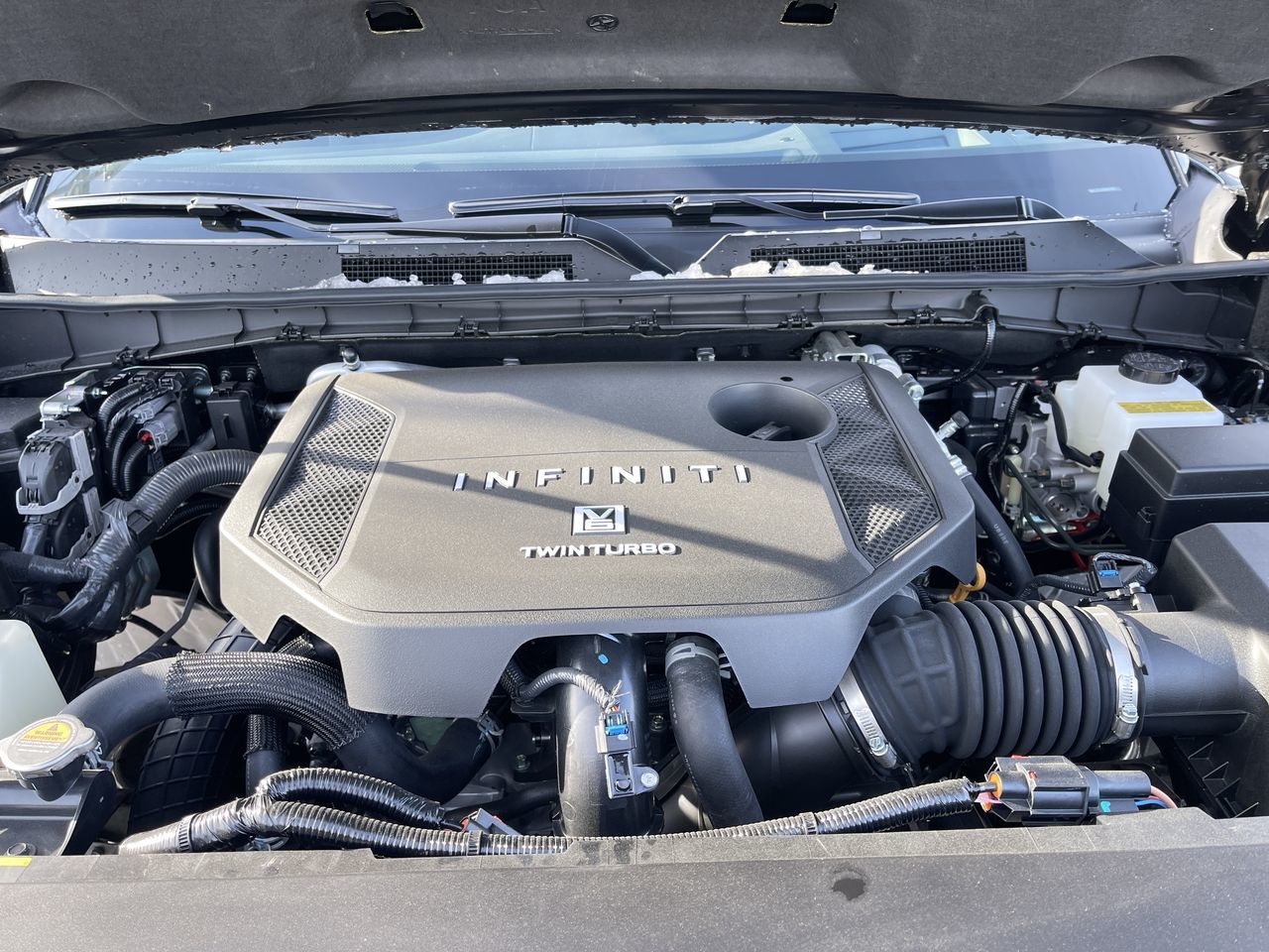 2025 Infiniti QX80 in Mississauga, Ontario