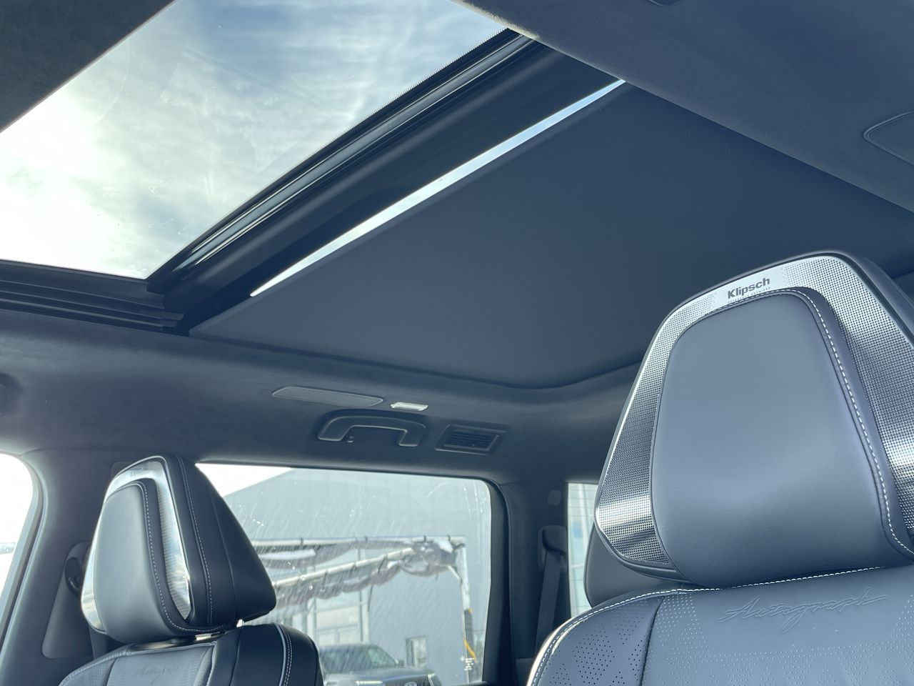2025 Infiniti QX80 in Mississauga, Ontario