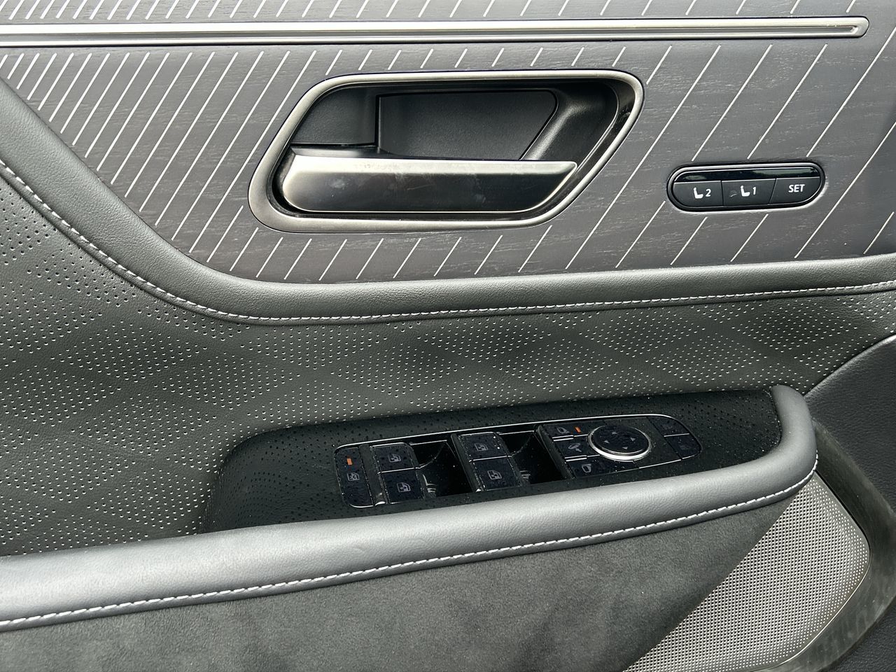 Infiniti QX80  2025 à Mississauga, Ontario