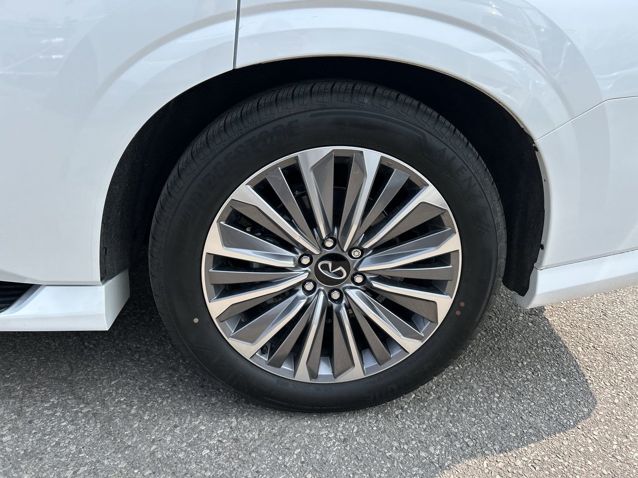 Infiniti QX80  2025 à Mississauga, Ontario