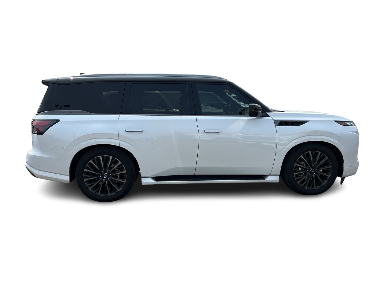 2025 Infiniti QX80 in Mississauga, Ontario