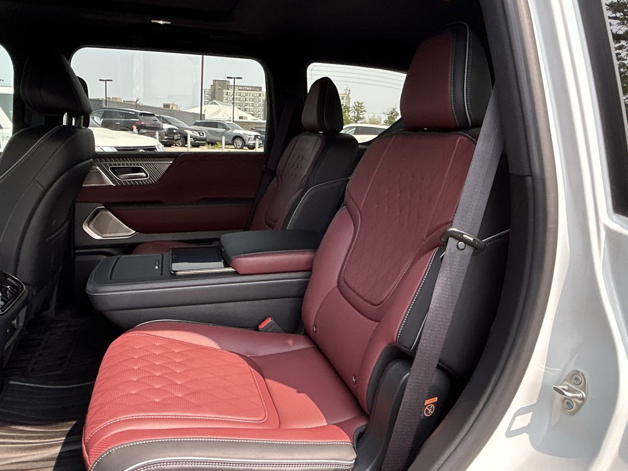 2025 Infiniti QX80 in Mississauga, Ontario