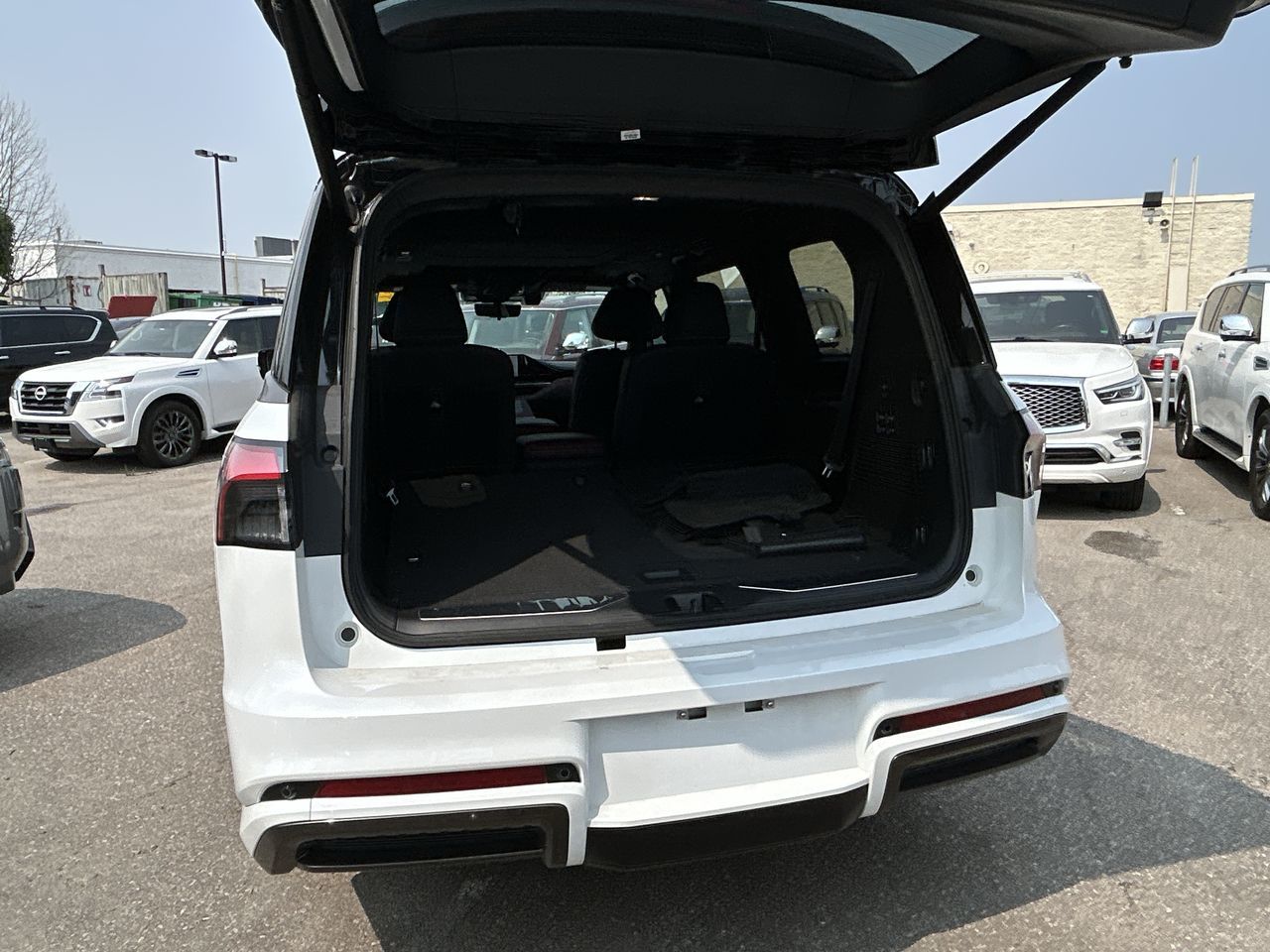 2025 Infiniti QX80 in Mississauga, Ontario