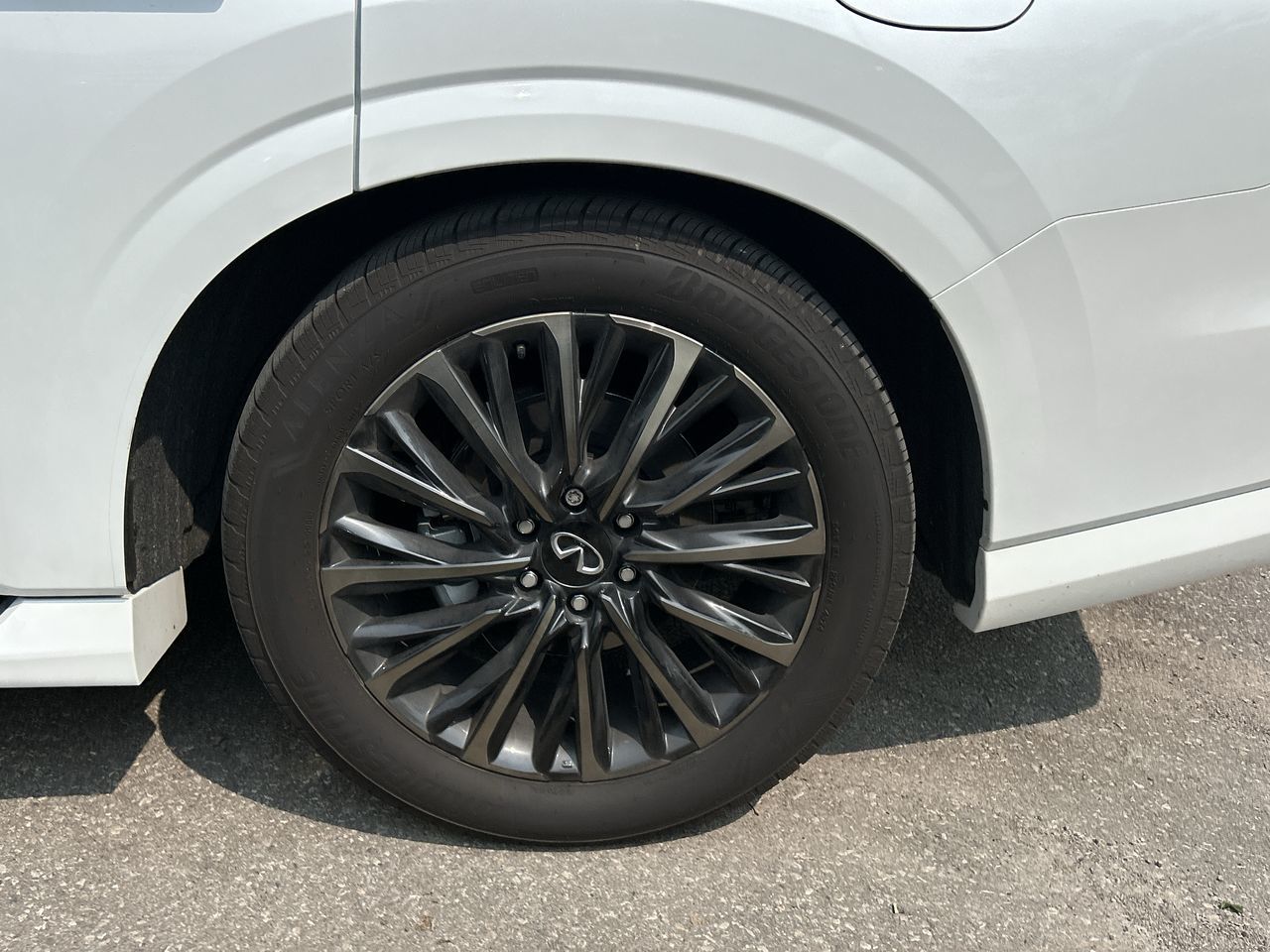 2025 Infiniti QX80 in Mississauga, Ontario