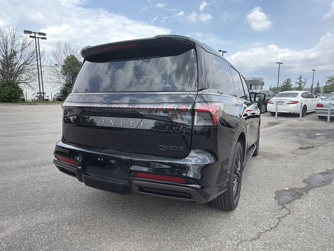 2025 Infiniti QX80 in Mississauga, Ontario