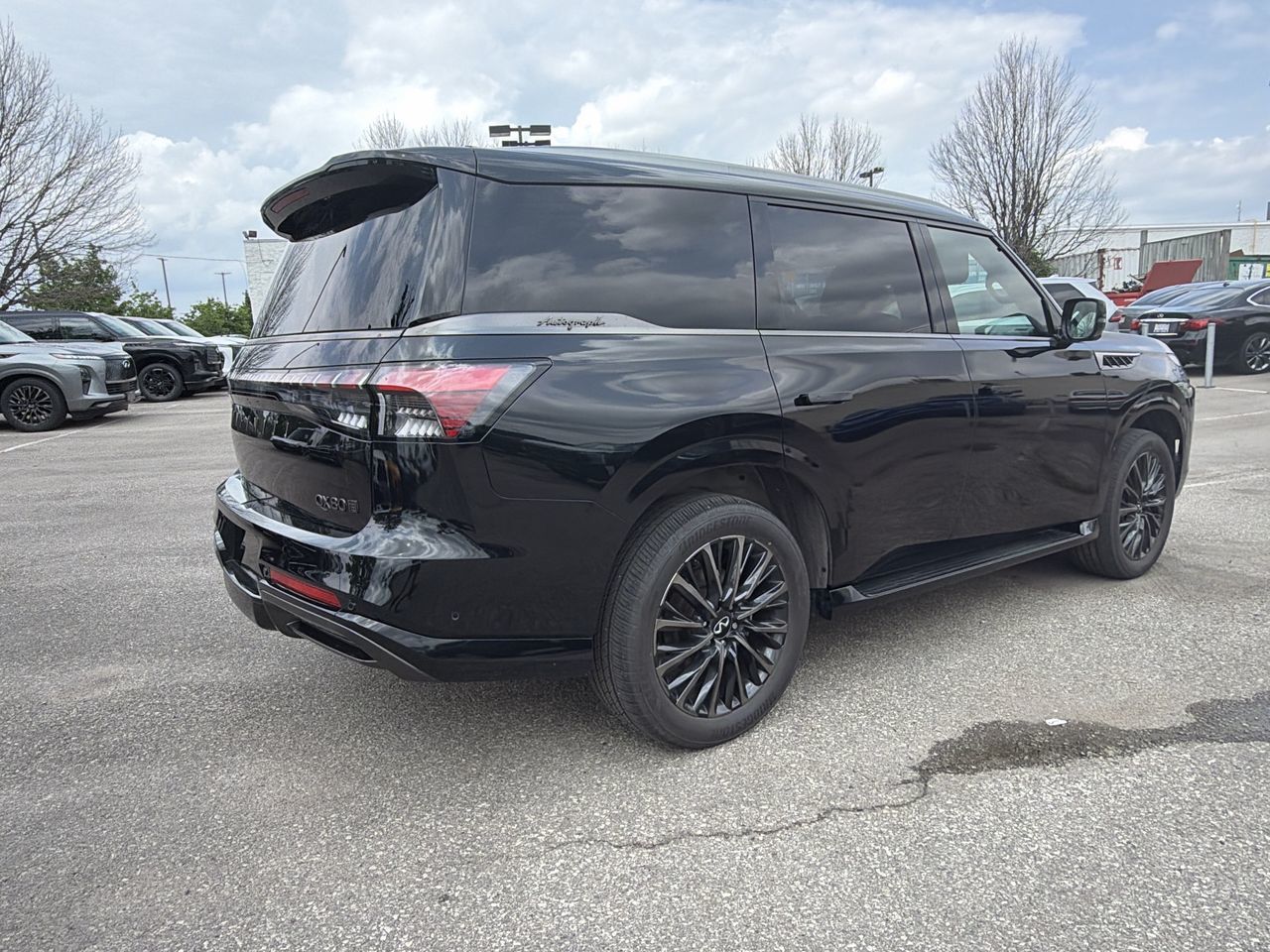 2025 Infiniti QX80 in Mississauga, Ontario