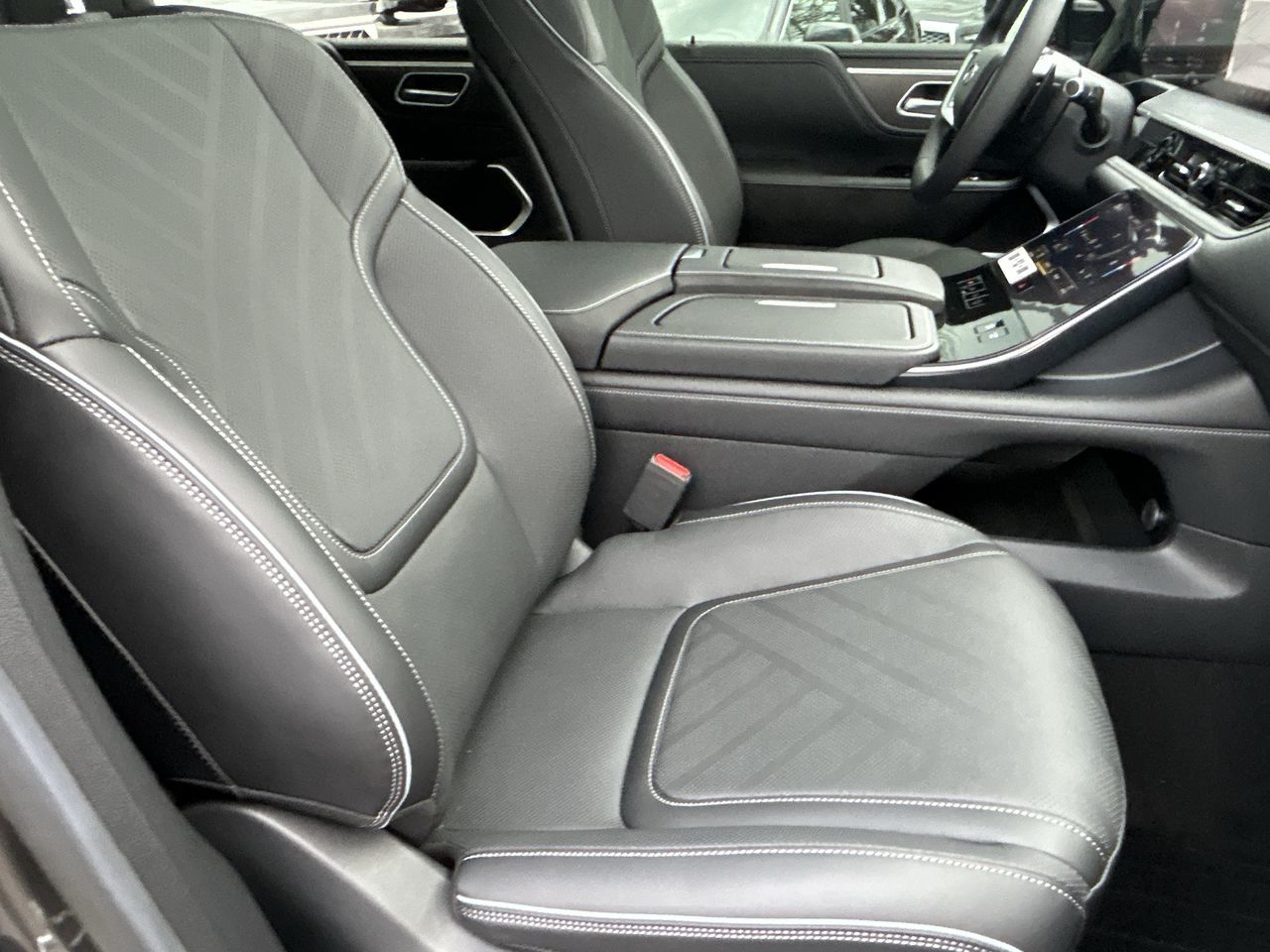 2026 Infiniti QX80 in Mississauga, Ontario