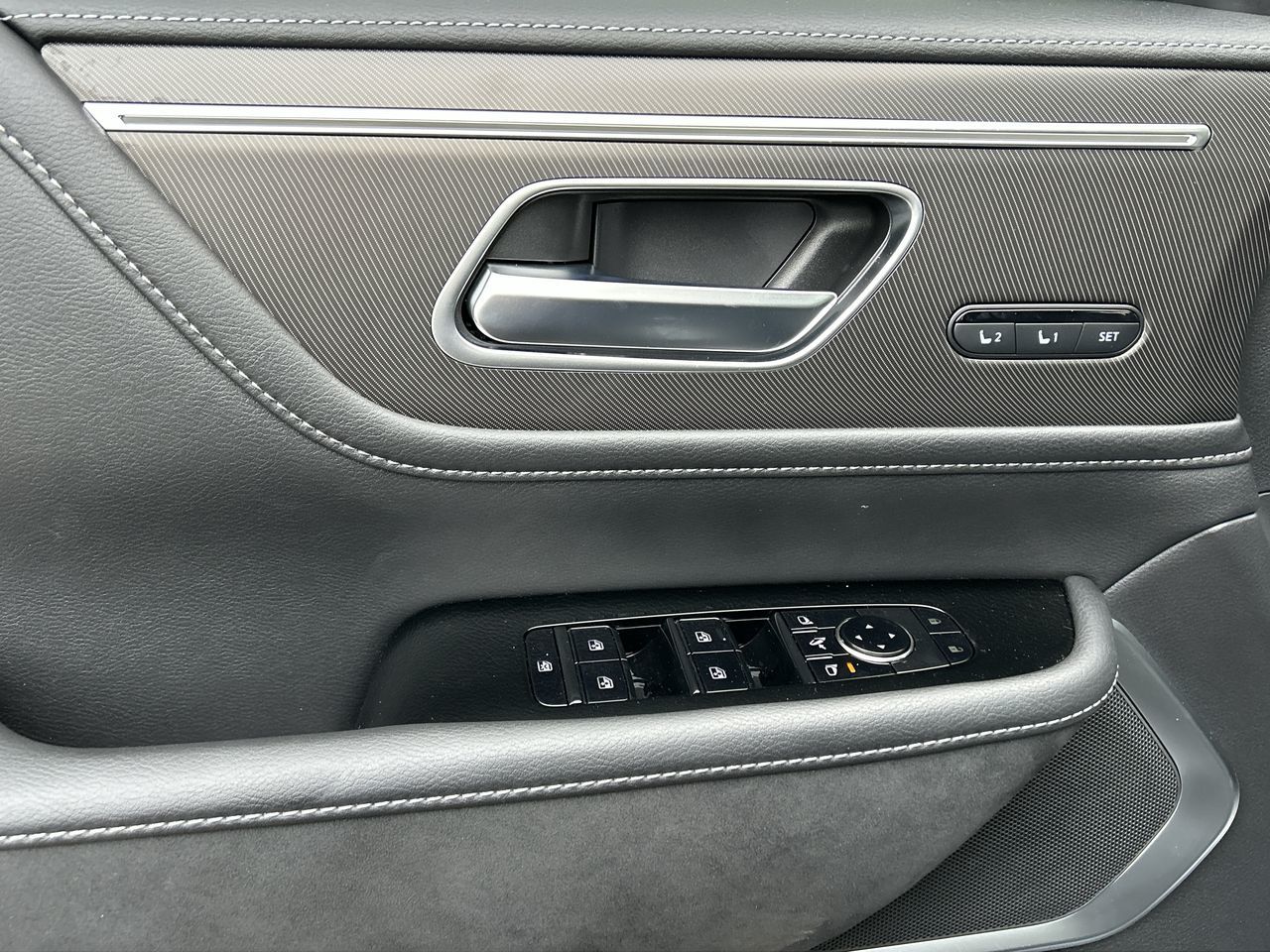 2026 Infiniti QX80 in Mississauga, Ontario